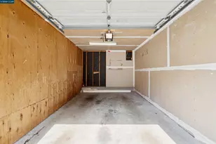 2578 Oak Rd, Walnut Creek, CA 94597 - Photo 25