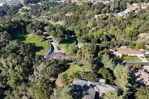 11275 Kerrigan Dr, Oakland, CA 94605 - Photo 21