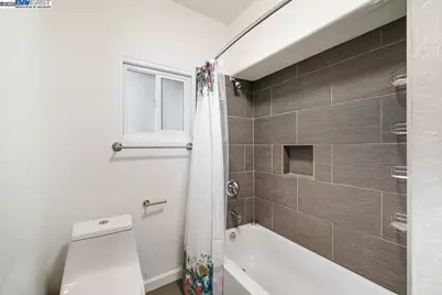 2138 19th Ave, Oakland, CA 94606 - Photo 39