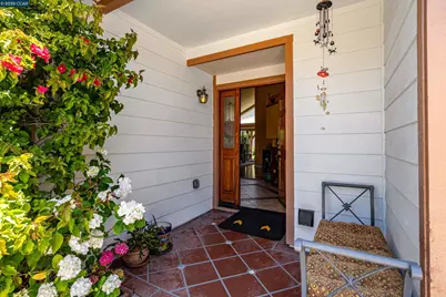 3232 Highpointe Ct, Richmond, CA 94806 - Photo 5