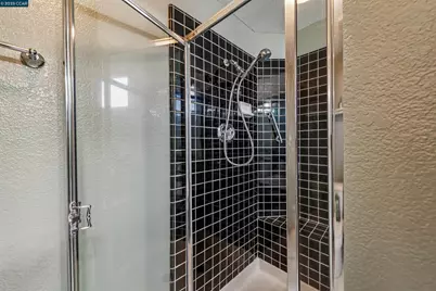 3232 Highpointe Ct, Richmond, CA 94806 - Photo 45