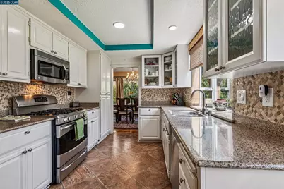 3232 Highpointe Ct, Richmond, CA 94806 - Photo 25