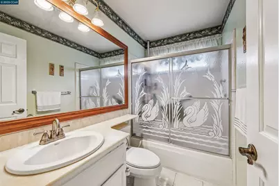 3232 Highpointe Ct, Richmond, CA 94806 - Photo 37