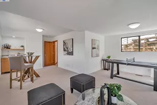 1522 Grand View Dr, Berkeley, CA 94705 - Photo 11