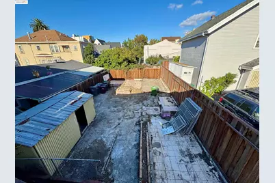 220 International Blvd, Oakland, CA 94606 - Photo 7