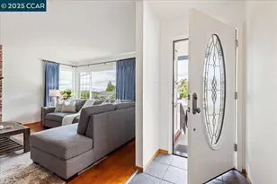 1293 Vistagrand Dr, San Leandro, CA 94577 - Photo 5