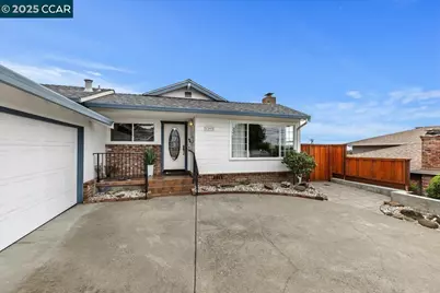 1293 Vistagrand Dr, San Leandro, CA 94577 - Photo 3