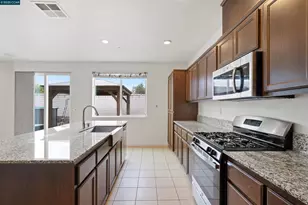 1336 Jamboree Dr, Fairfield, CA 94533 - Photo 23