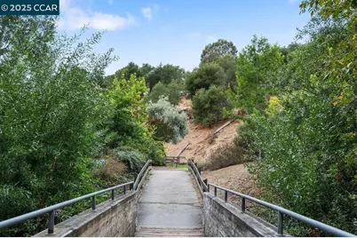 5513 Rothman Ct, Castro Valley, CA 94552 - Photo 39