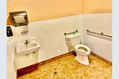 9219 International Blvd, Oakland, CA 94603 - Photo 27