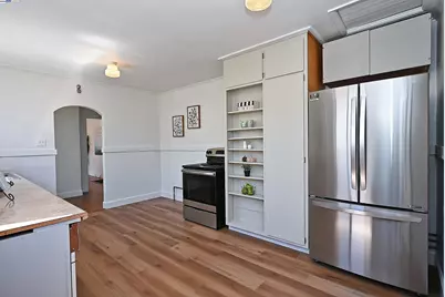 333 Central, Alameda, CA 94501 - Photo 11