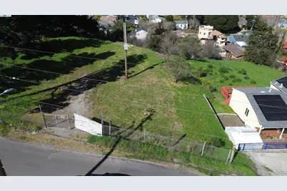 3944 La Cima Rd, El Sobrante, CA 94803 - Photo 33