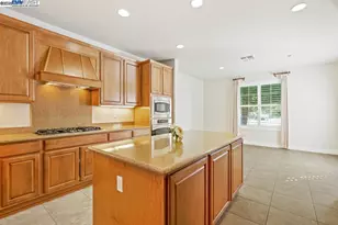 2387 Birdsong Pl, Manteca, CA 95336 - Photo 5