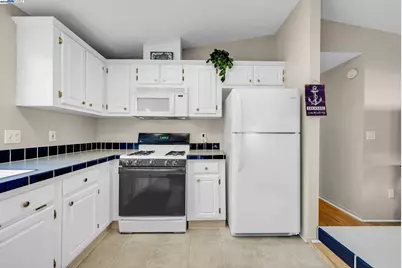 711 Old Canyon Rd. #176, Fremont, CA 94536 - Photo 17