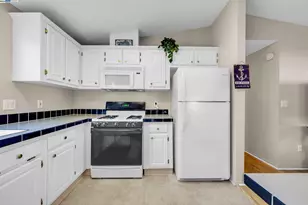 711 Old Canyon Rd, Fremont, CA 94536 - Photo 17