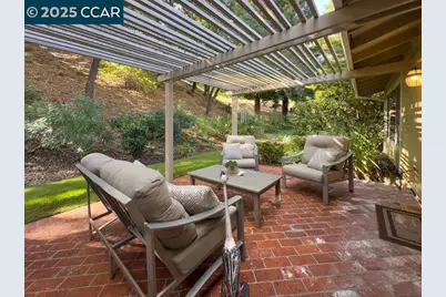 2733 Ptarmigan Dr #2, Walnut Creek, CA 94595 - Photo 21