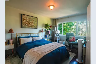 3026 Richmond Blvd, Oakland, CA 94611 - Photo 9