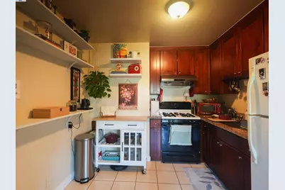 3026 Richmond Blvd, Oakland, CA 94611 - Photo 11