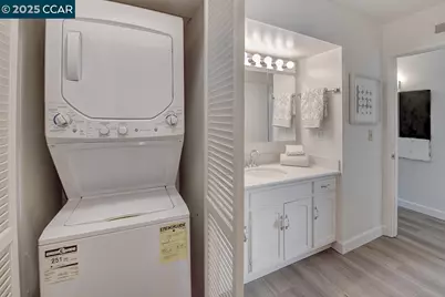 2041 Golden Rain Rd #4, Walnut Creek, CA 94595 - Photo 35