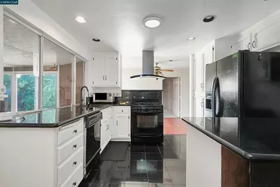 572 Corte Cala, Vacaville, CA 95688 - Photo 21