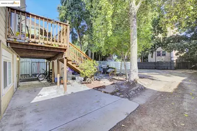 3830 Clarke St, Oakland, CA 94609 - Photo 33