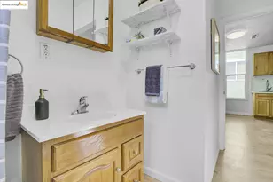 3830 Clarke St, Oakland, CA 94609 - Photo 29