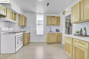 3830 Clarke St, Oakland, CA 94609 - Photo 21