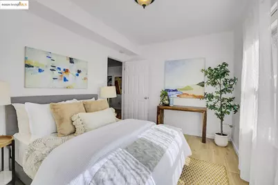 3830 Clarke St, Oakland, CA 94609 - Photo 15