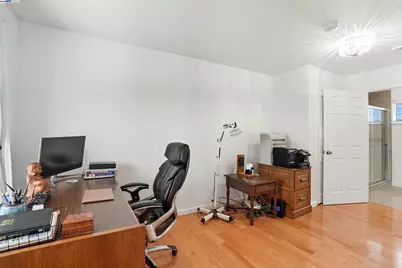 11862 Dublin Green Dr, Dublin, CA 94568 - Photo 17