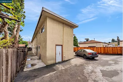 15609 Ronda St, San Lorenzo, CA 94580 - Photo 13