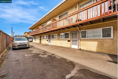 15609 Ronda St, San Lorenzo, CA 94580 - Photo 3