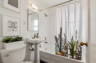 219 Cypress St, Alameda, CA 94501 - Photo 27