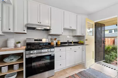 219 Cypress Street #K, Alameda, CA 94501 - Photo 15