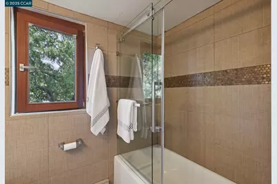 600 Suntree Lane #608, Pleasant Hill, CA 94523 - Photo 23