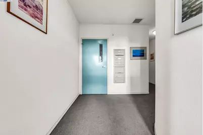 400 Wayne Ave #1, Oakland, CA 94606 - Photo 31