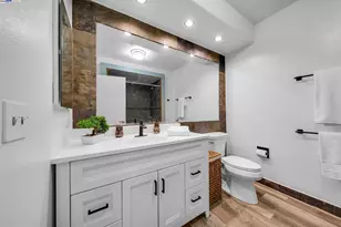 400 Wayne Ave, Oakland, CA 94606 - Photo 23