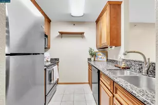 29583 Vanderbilt St, Hayward, CA 94544 - Photo 3