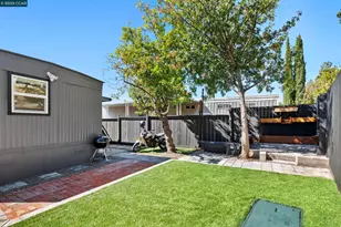 32 Galloway Dr, Concord, CA 94518 - Photo 35