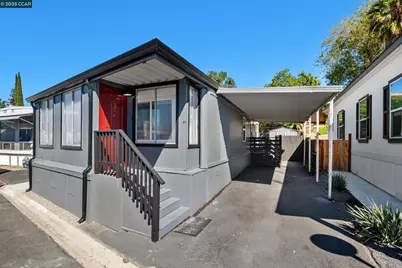 32 Galloway Dr. #32, Concord, CA 94518 - Photo 3