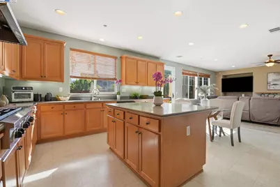 1865 La Fonte Court, Brentwood, CA 94513 - Photo 13