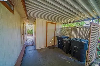 6105 Meiggs Court #1015, Citrus Heights, CA 95621 - Photo 9