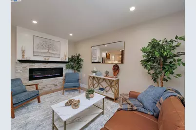 1732 Oakmont Drive #8, Walnut Creek, CA 94595 - Photo 17