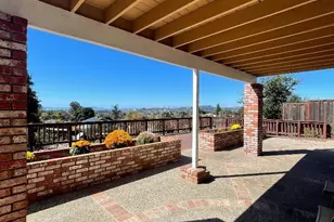 23049 Lakeridge Ave, Hayward, CA 94541 - Photo 13