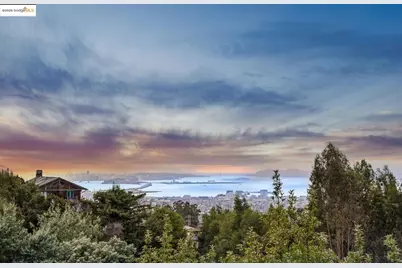 17032 Broadway Ter, Oakland, CA 94611 - Photo 1