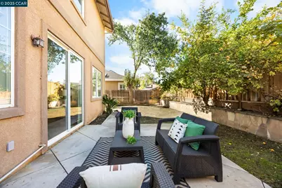 2387 Fernwood Ln, Brentwood, CA 94513 - Photo 35