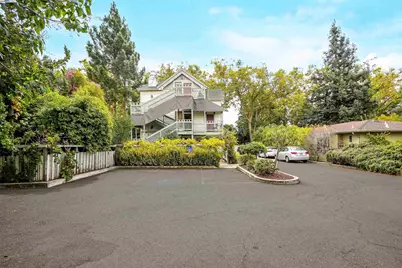 742 B St, Hayward, CA 94541 - Photo 17