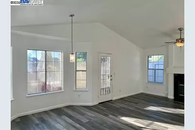 1201 Xandria Drive, Sacramento, CA 95838 - Photo 7