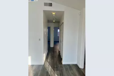 1201 Xandria Drive, Sacramento, CA 95838 - Photo 9