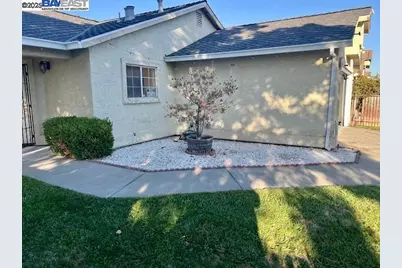 1201 Xandria Drive, Sacramento, CA 95838 - Photo 3