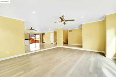 225 Skyline Dr, Vallejo, CA 94591 - Photo 9